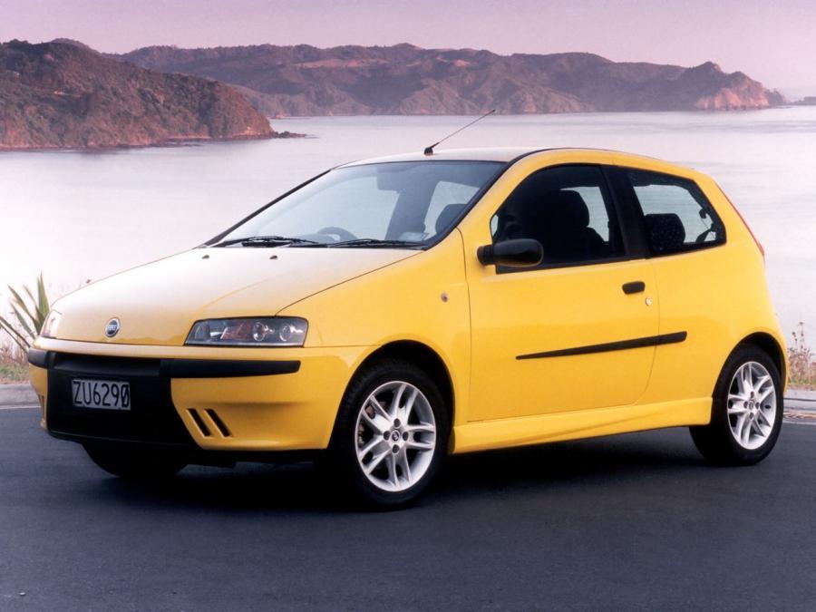  Fiat Punto Sporting (NZ) 2002 года  (фото 2 из 14)
